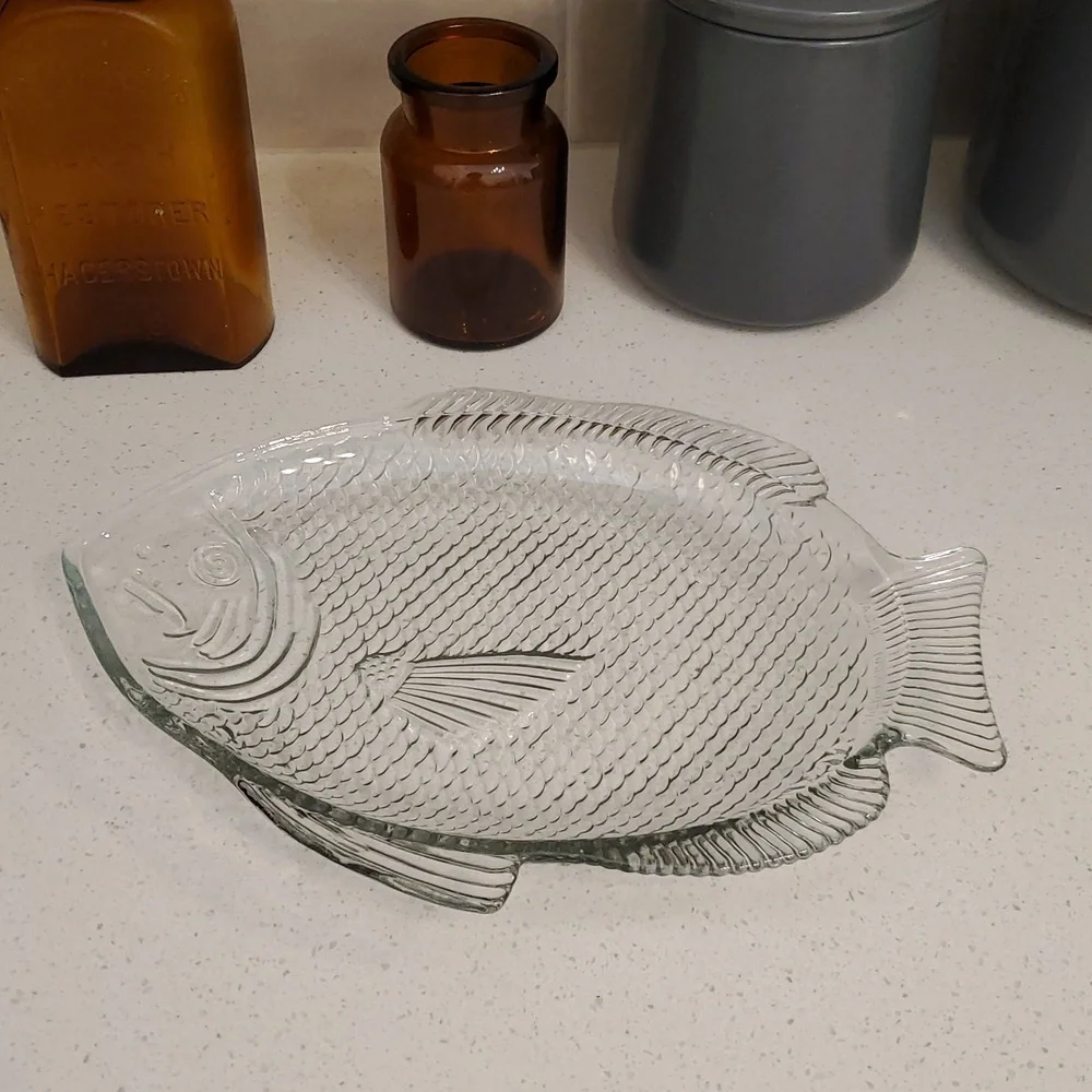 Anchor Hocking Vintage Fish Shaped Oven-Proof Clear Glass Platter